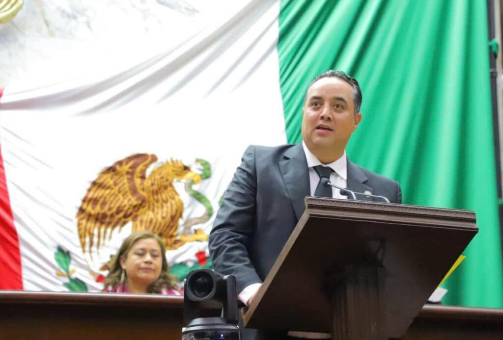 En Congreso no se monopolizará el poder, pero se respetará decisión del pueblo: JP Celis