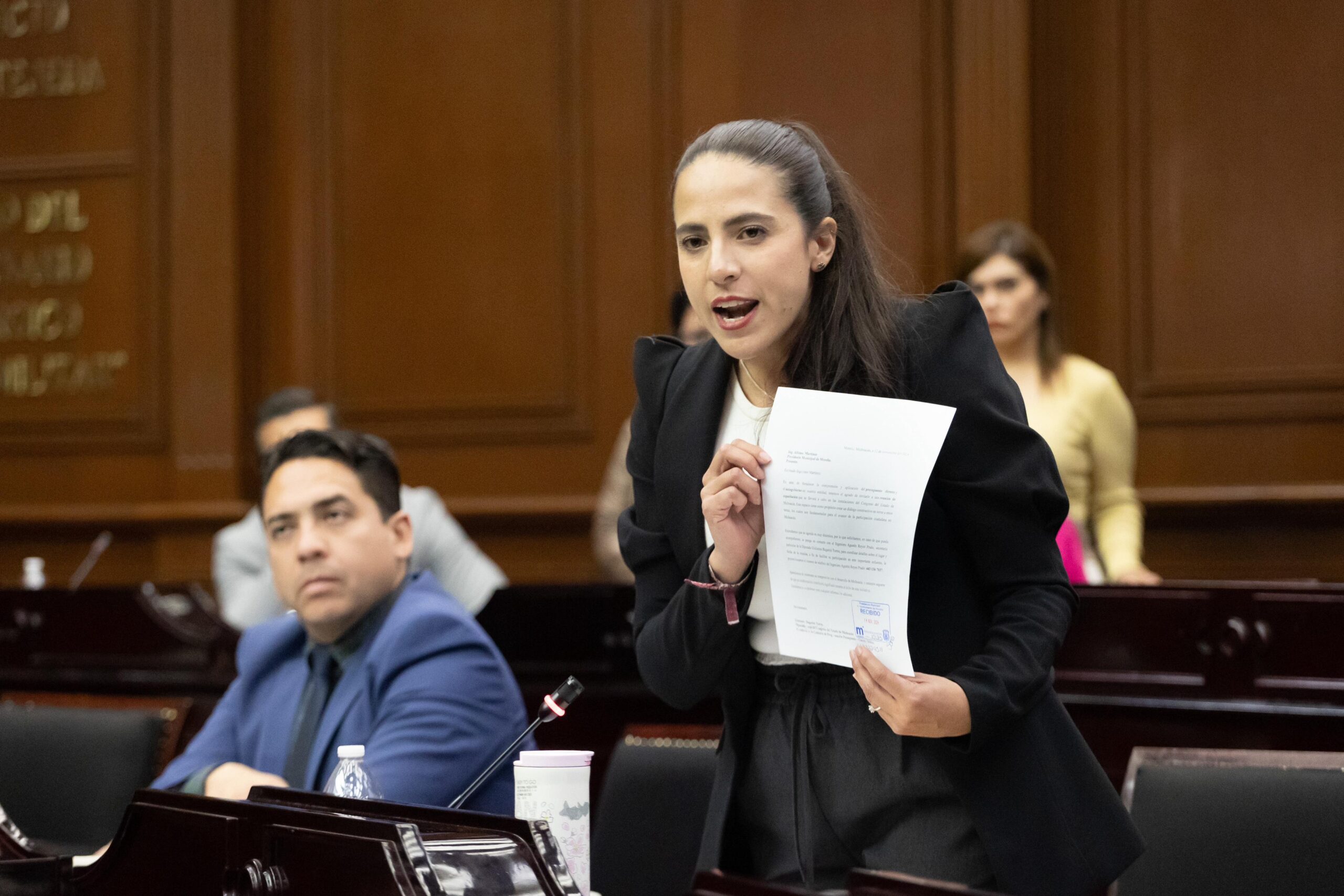 Alfonso gobierna Morelia con política rancia: Diputada Bugarini, respecto al tema de autogobierno